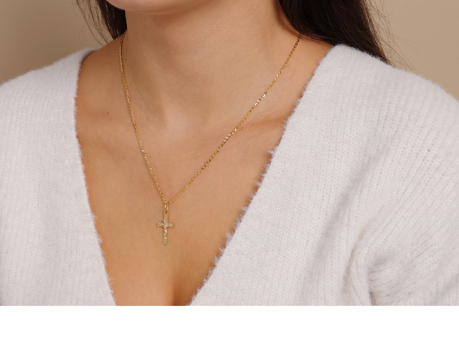 Krzyżyk złoty z Jezusem, pr. 585