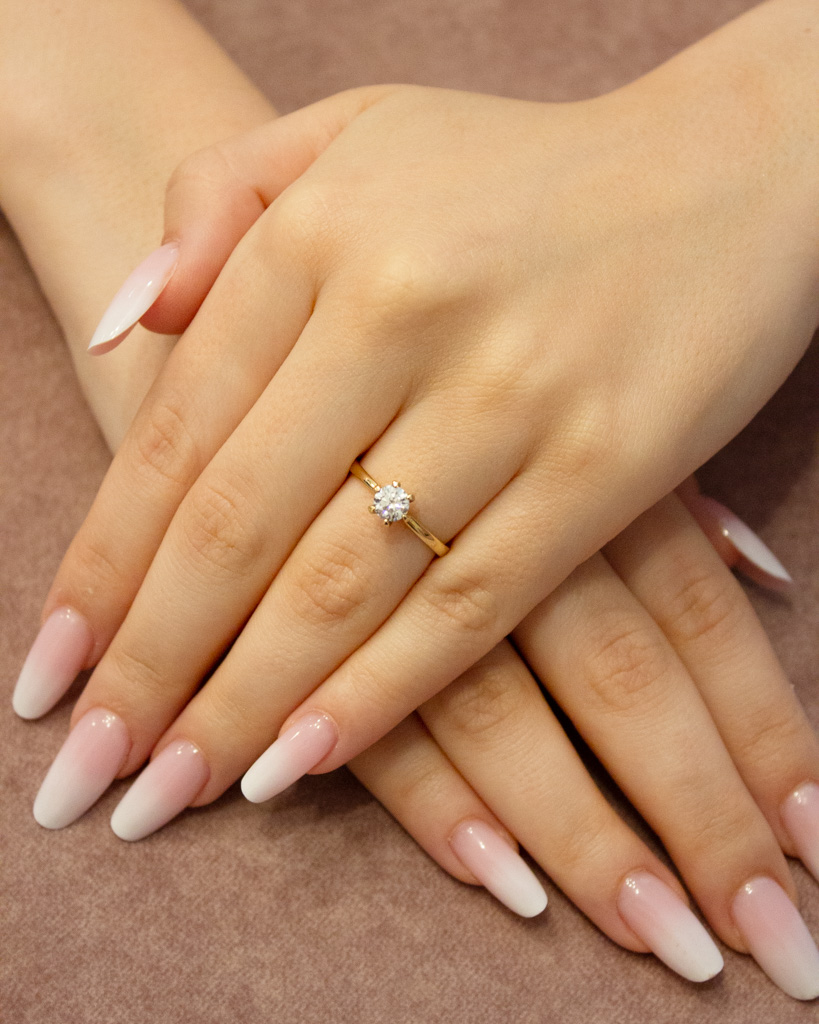 Pierścionek złoty z Diamentem Laboratoryjnym 0,54 ct, pr. 585